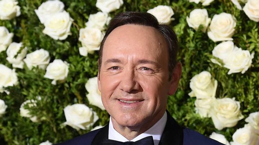 Spacey muta en Underwood para defenderse de las acusaciones de abusos