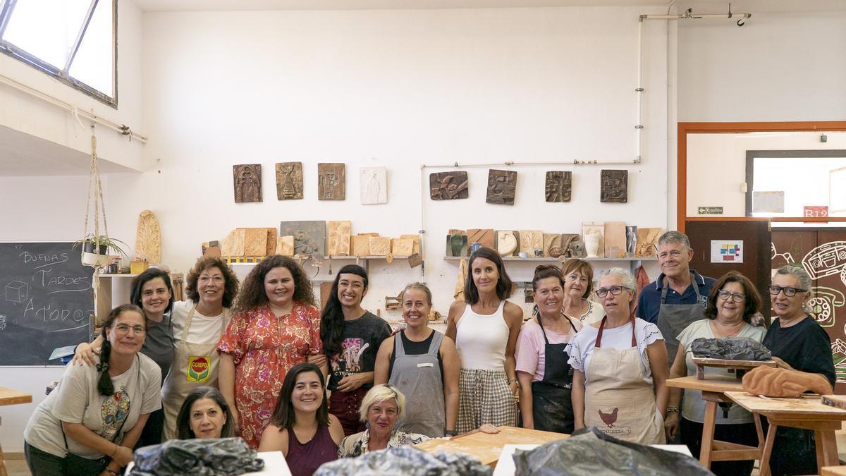 Taller de cerámica en la Escola d'Arts de Ibiza.