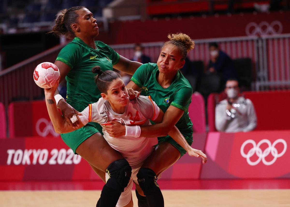 Alicia Fernández, en acción ante Brasil.