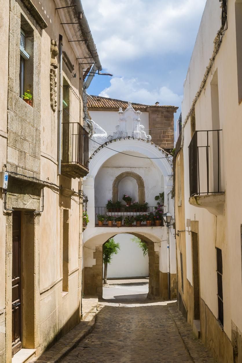 Arco de la villa de Alburquerque