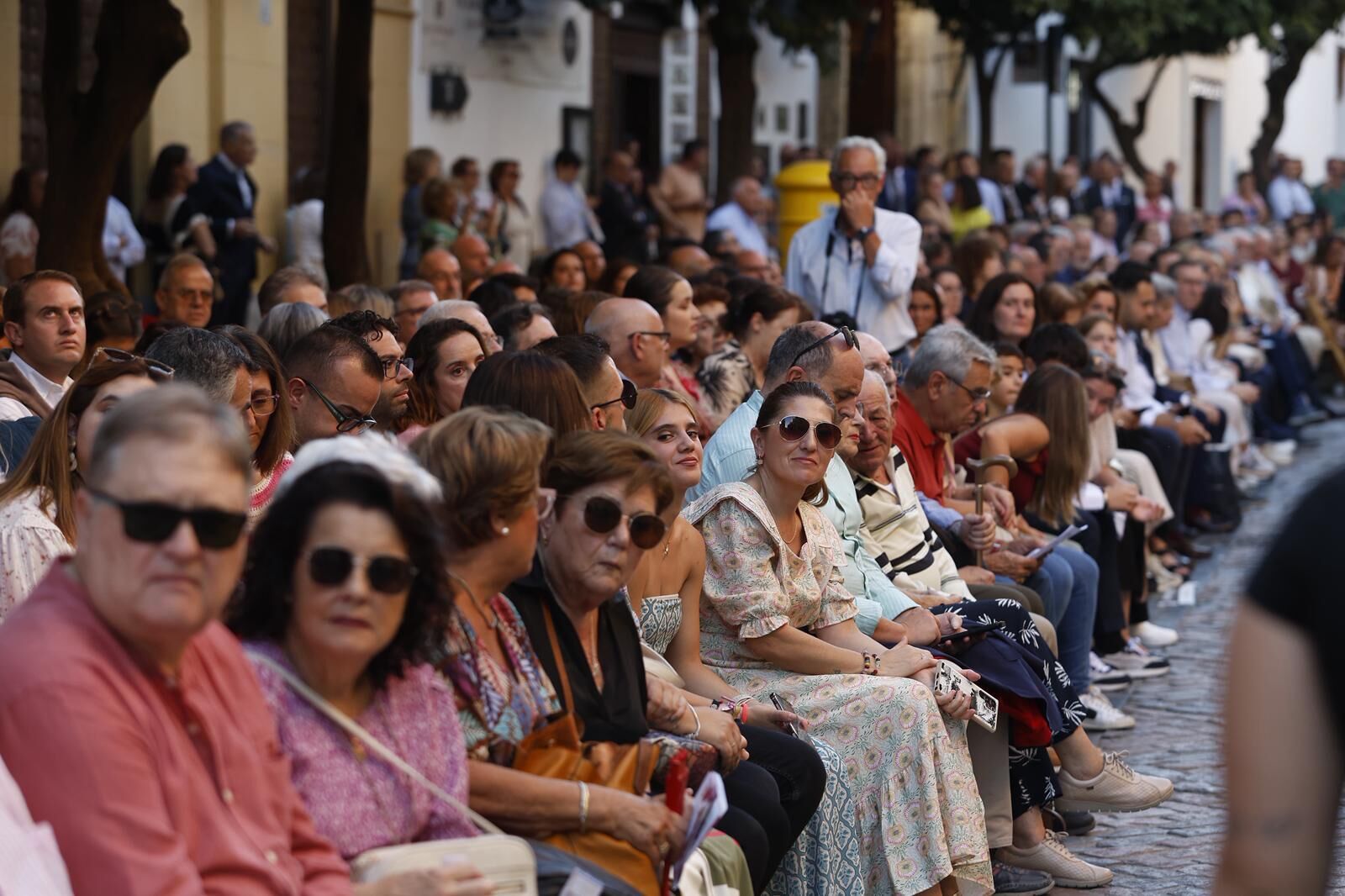 Bulla en las calles la tarde del Magno Vía Crucis