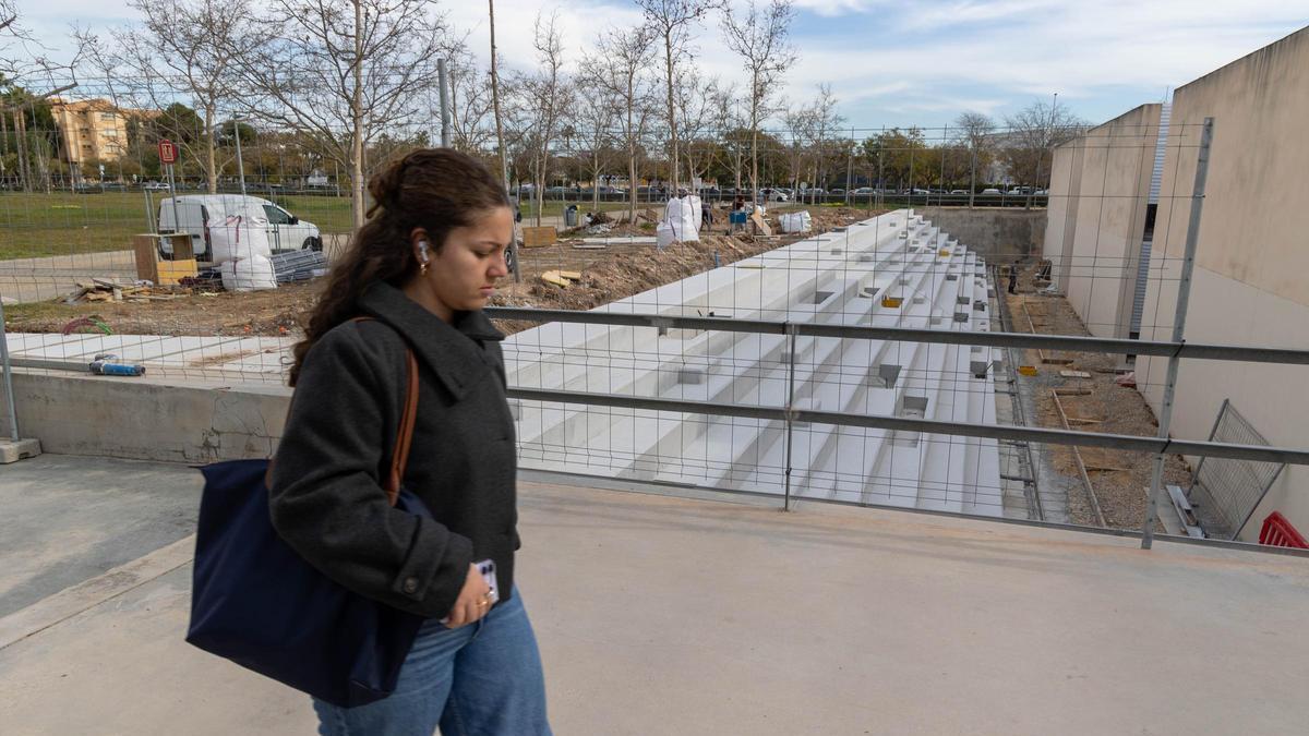 Las nuevas gradas que se están levantando en la Universidad de Alicante
