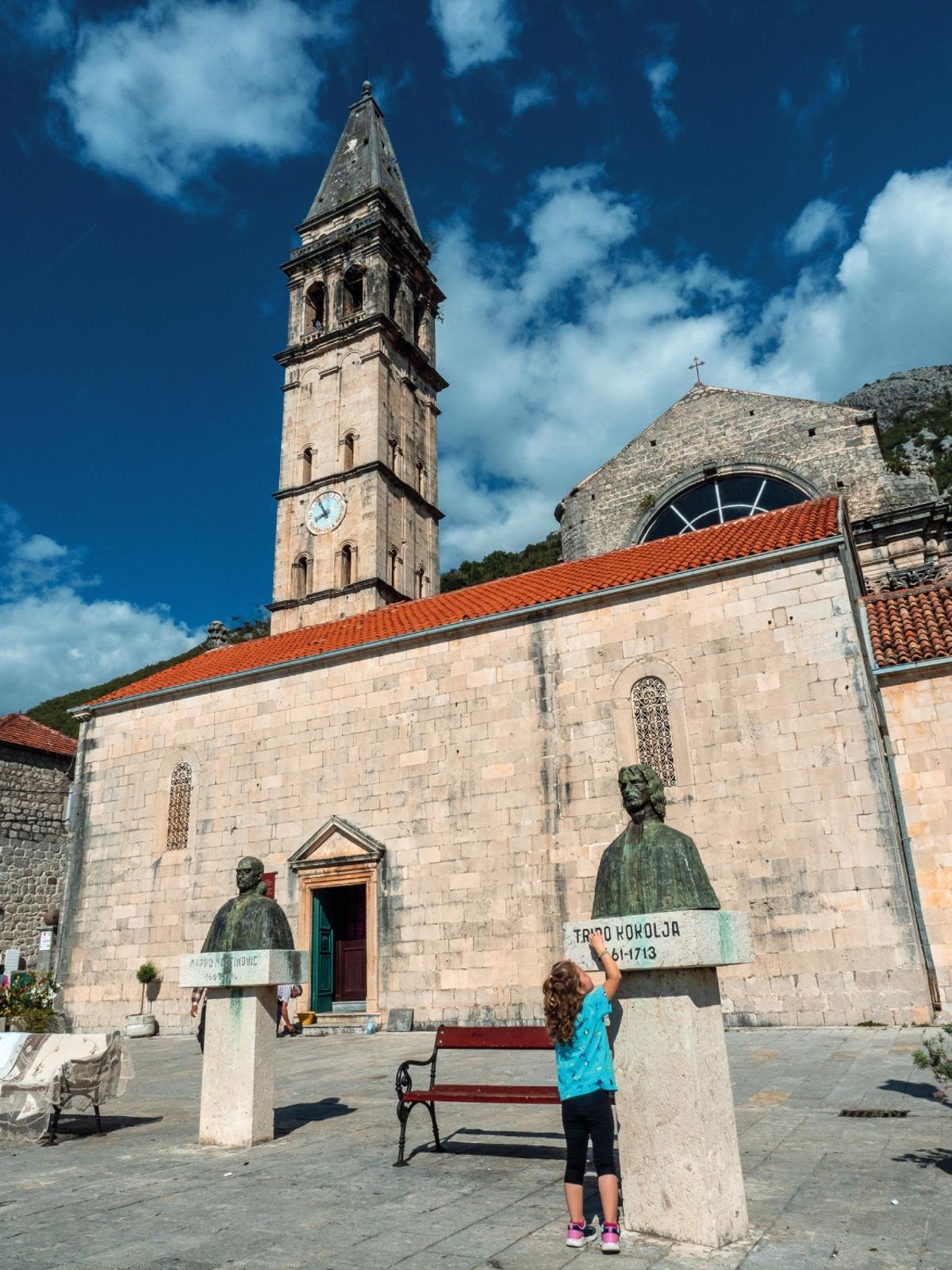 Iglesia de San Nicolás en Perast.