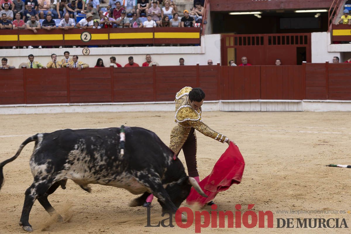 Tarde histórica en Abarán con la alternativa de José María Trigueros y el indulto de Tomás Rufo, junto a Castella salieron a hombros