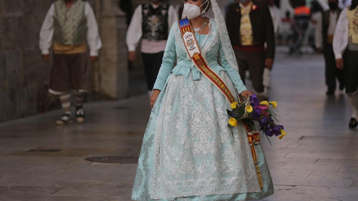 Búscate en el segundo día de Ofrenda por la calle de la Mar (entre las 19.00 y las 20.00 horas)