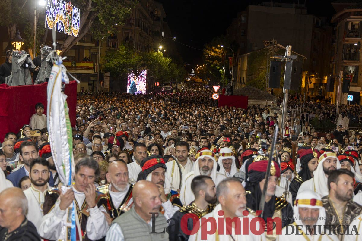 Fiestas de Caravaca | Procesión de día 3 de mayo (Procesión, parlamento y baño)