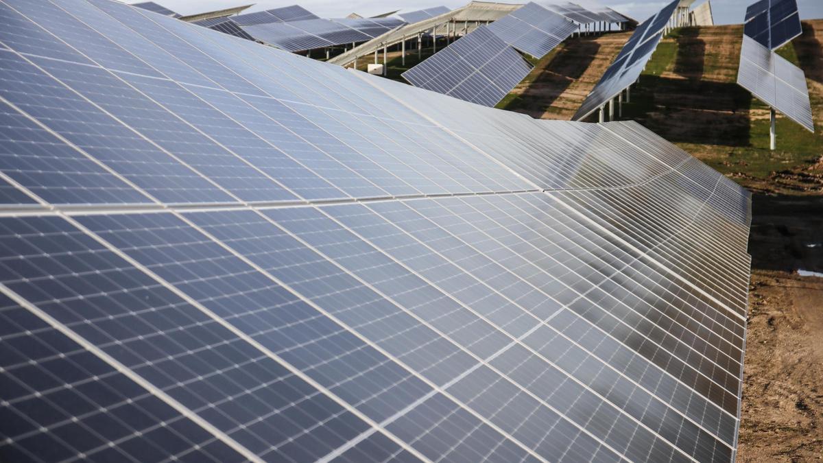 Instalación de placas solares en Cáceres.