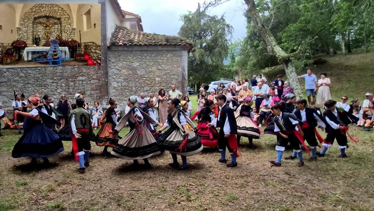 Fiestas del Cristo en La Portilla (Llanes)