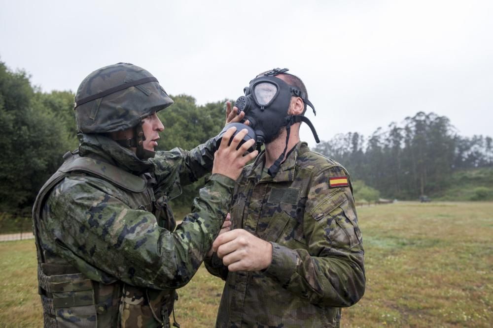 De patrulla con los soldados asturianos