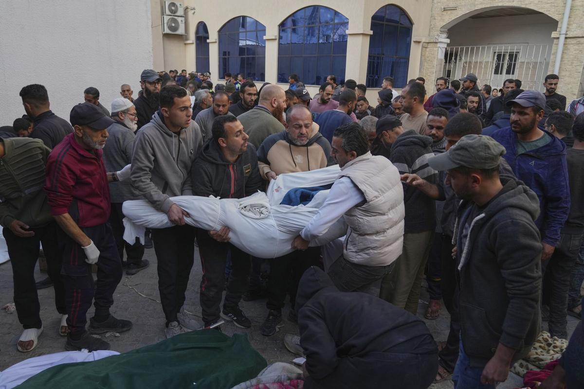 El ataque con el que Israel ha roto la tregua en Gaza, en imágenes.