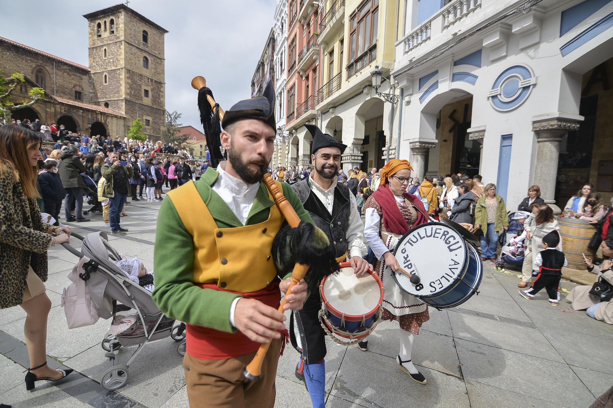 Inicio de las fiestas del Bollo de Avilés