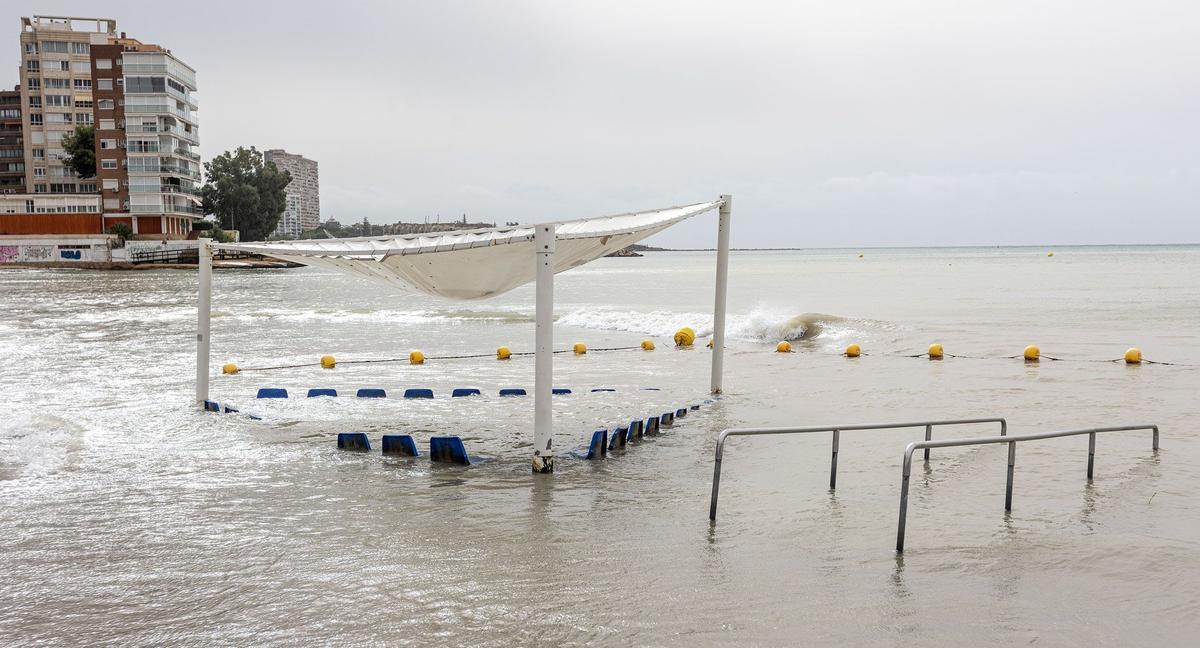 El temporal azotó las costas de Alicante y otras partes de España