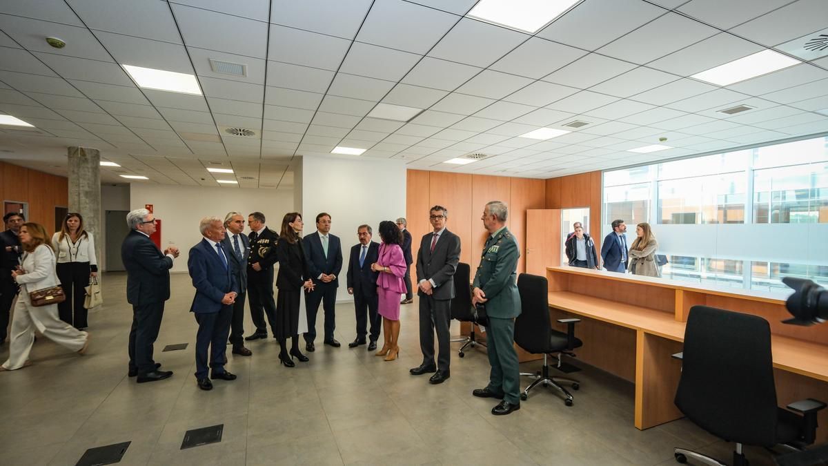 La ministra de Justicia inaugura el Palacio de Justicia de Badajoz