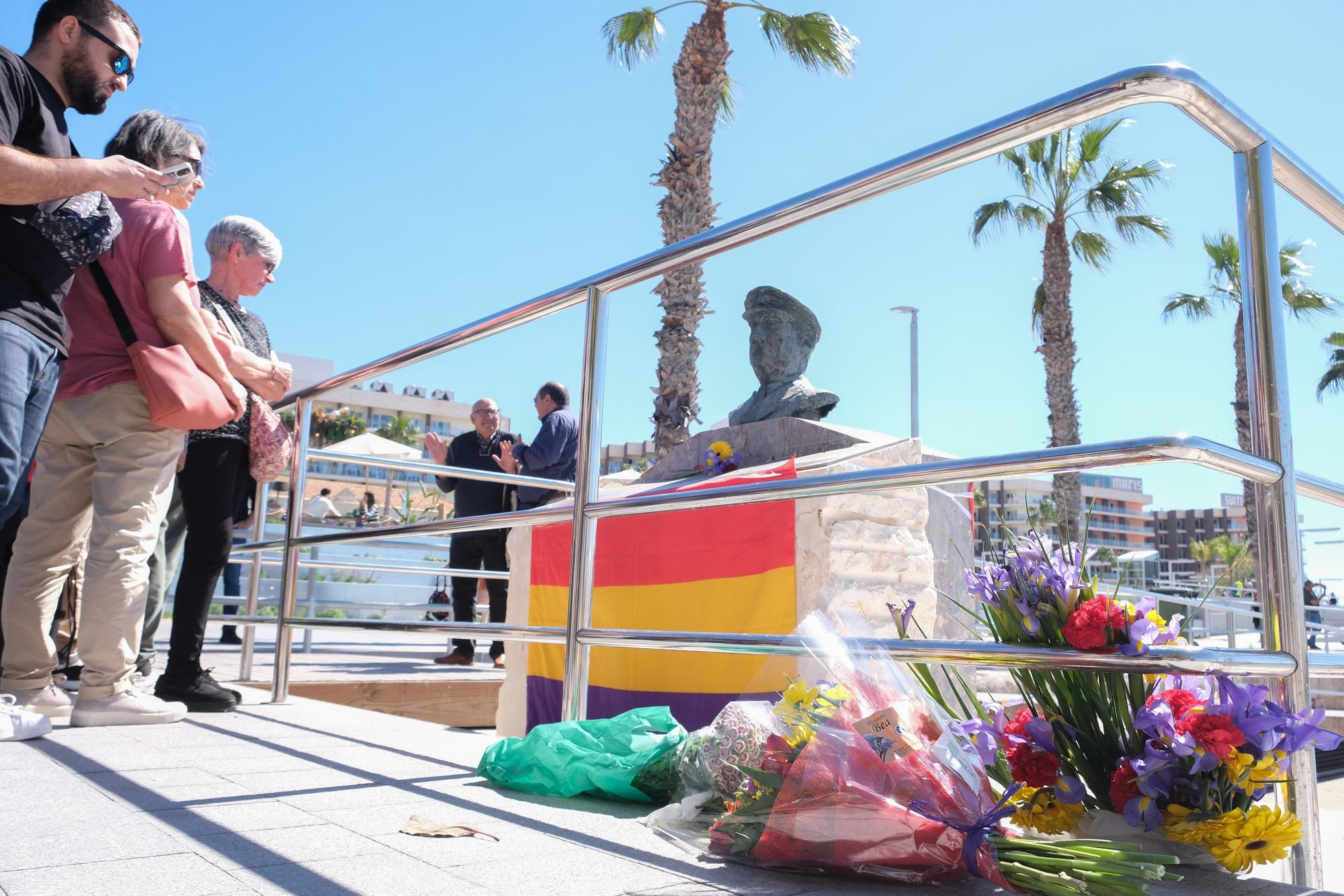 Homenaje a los exiliados republicanos del Stanbrook en el Puerto de Alicante