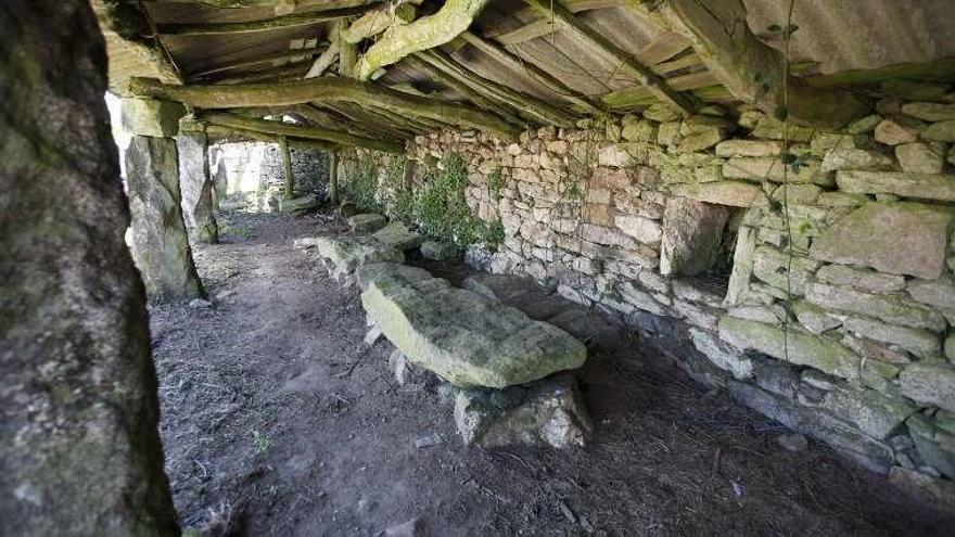 En A Gouxa estos inmuebles están en abandono. // Bernabé/Gutier