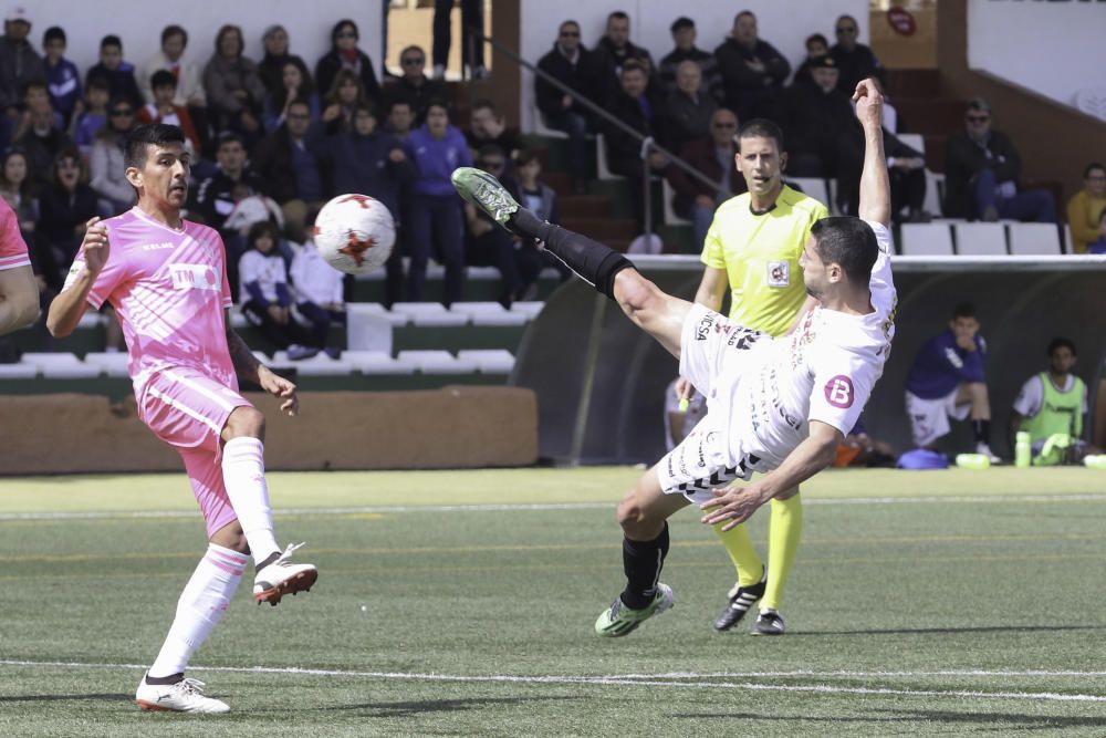 La derrota del Hércules ante el Peña Deportiva en imágenes