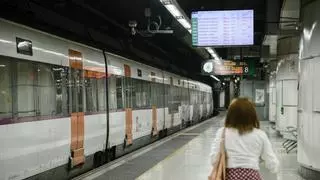 Retrasos de más de 20 minutos en la R8 una vez solucionada la avería en Castellbisbal
