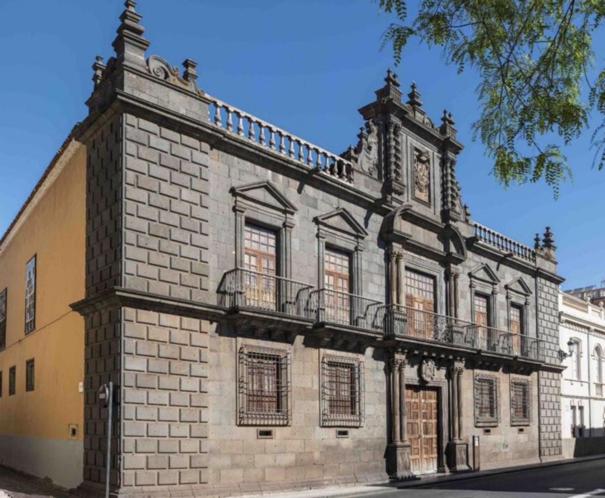 La fachada del Palacio de Nava. | | E. D.