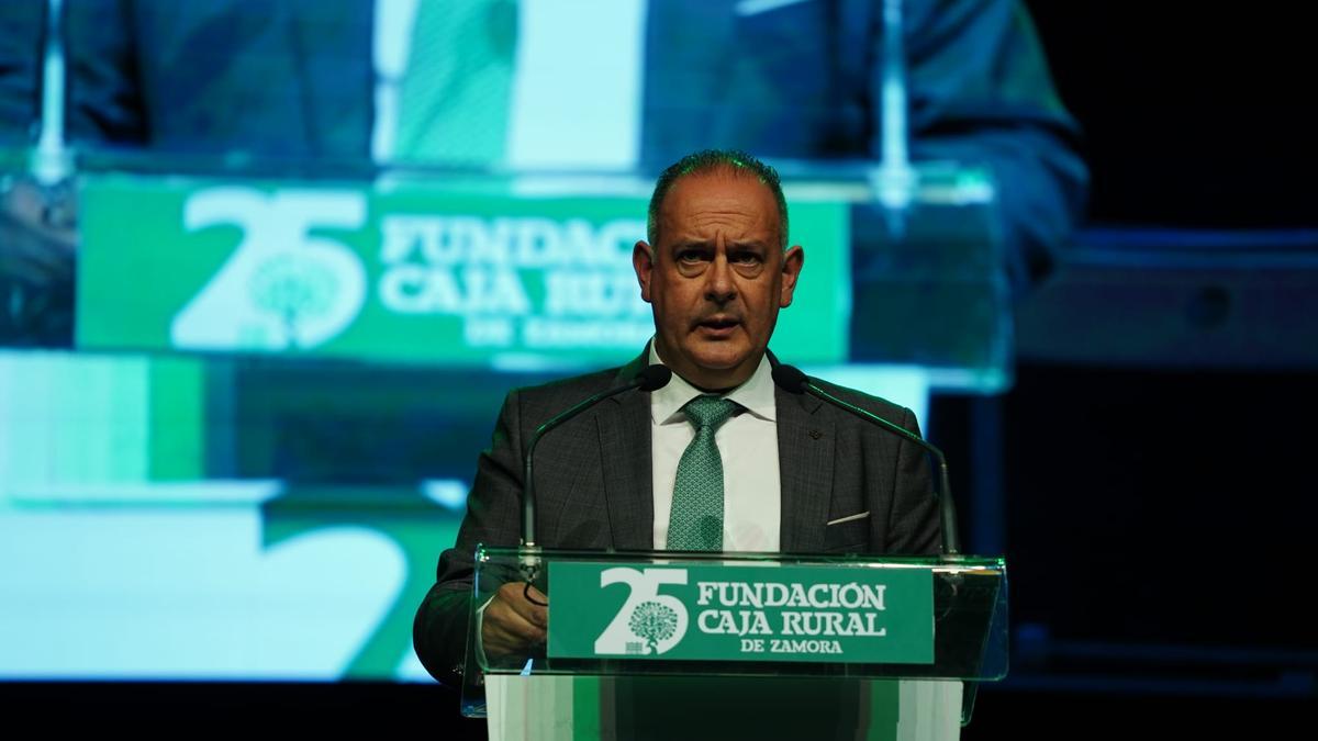 Nicanor Santos, presidente de Caja Rural en Zamora, durante el discurso.