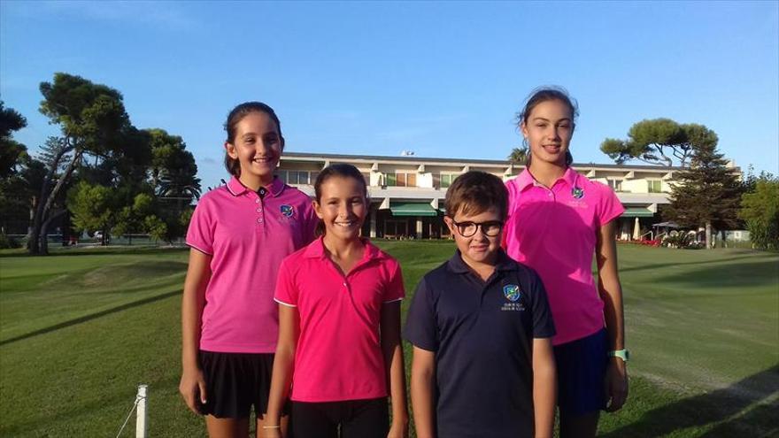 El Club de Golf Costa de Azahar prepara las escuelas 2017/18