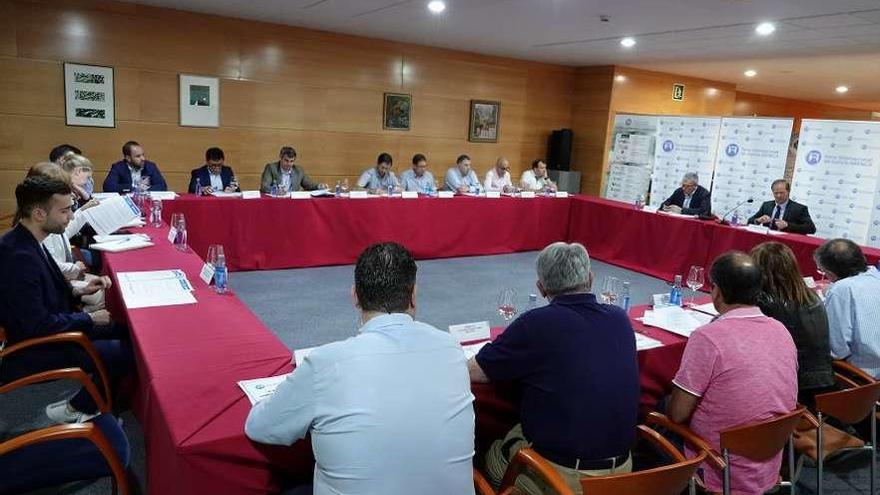 Reunión del comité organizador en las dependencias feriales de Silleda.