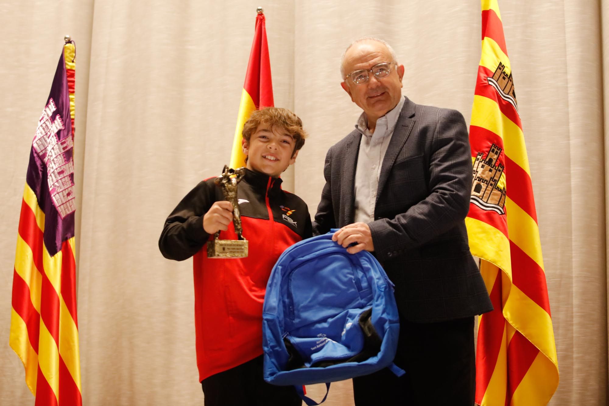 Reconocimiento a los deportistas que han llevado el nombre de Sant Antoni a España y el mundo