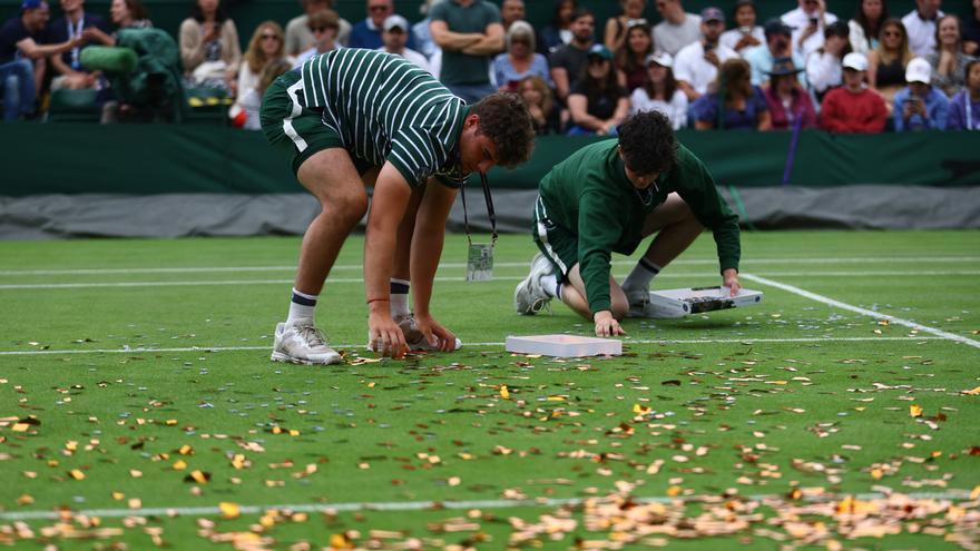 Dos activistas &#039;atacan&#039; Wimbledon con confeti