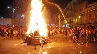 Hogueras de San Juan en Vigo: más de 20 'cacharelas' arderán en la ciudad