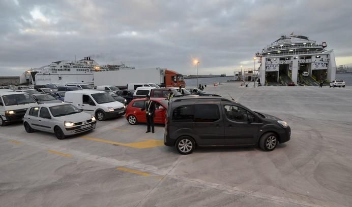 LAS PALMAS DE GRAN CANARIA A 03/07/2017. Nueva terminal operativa de Naviera Armas en el muelle de la Esfinge. FOTO: J.PÉREZ CURBELO