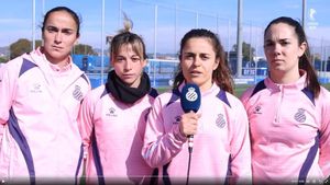 Las capitanas del Espanyol muestran su apoyo total a Daniela Caracas.