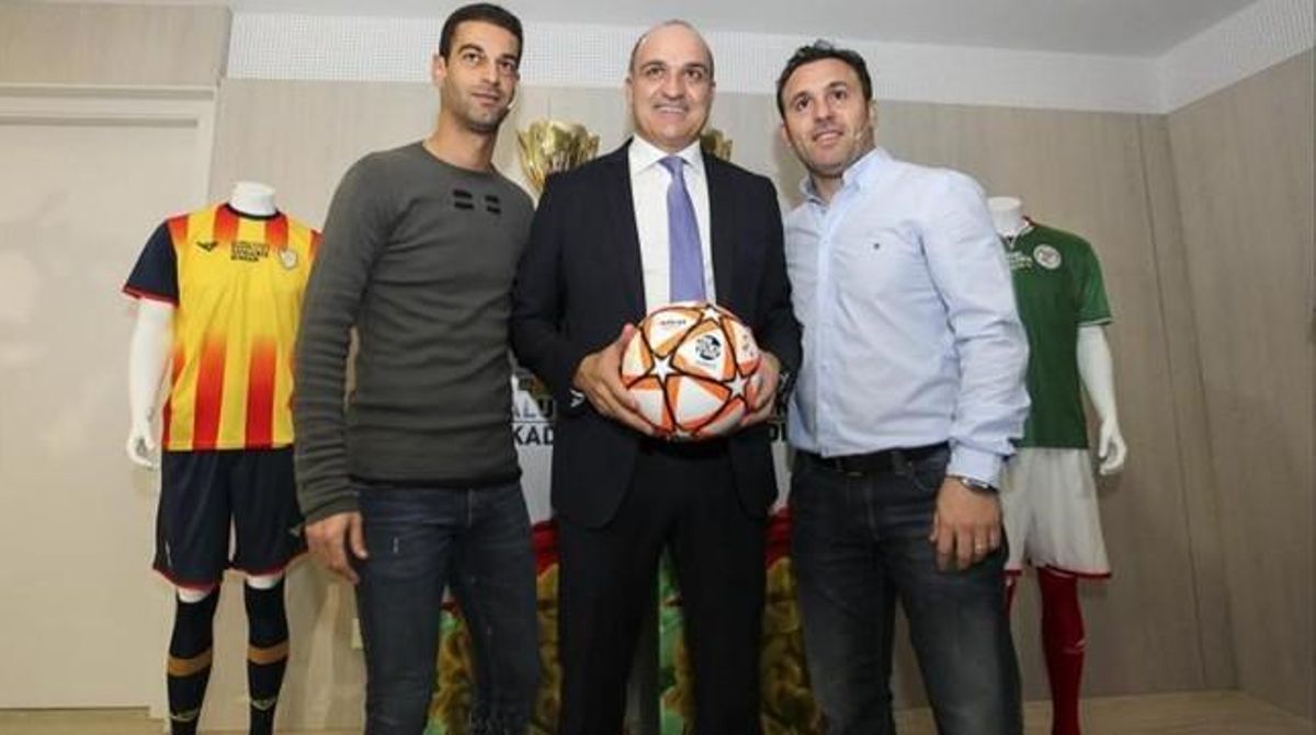 ecarrasco32240194 deportes presentaci n del partido de futbol entre 151226184350
