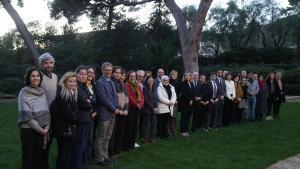 Foto de familia tras un encuentro sobre la regularización extraordinaria de migrantes, a 4 de febrero de 2026, en Barcelona, Cataluña (España). Cataluña ha cifrado en más de 150.000 las personas que podrían beneficiarse de este proceso de regularización, 24.000 de ellas en Barcelona. 04 FEBRERO 2026;CATALUNYA;REGULARIZACIÓN;INMIGRANTES;MIGRANTES; David Zorrakino / Europa Press 04/02/2026. Carlos Prieto;Mònica Martínez Bravo;Eva Menor;Lluïsa Moret;Xavier Trabado,;David Zorrakino;category_code_new
