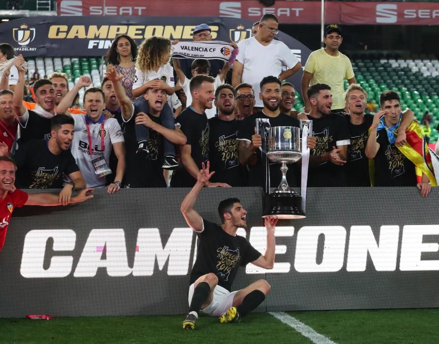 El Valencia y su afición celebran la Copa del Rey