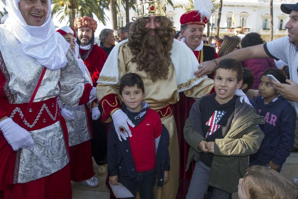 Los Reyes Magos desembarcan en Cartagena