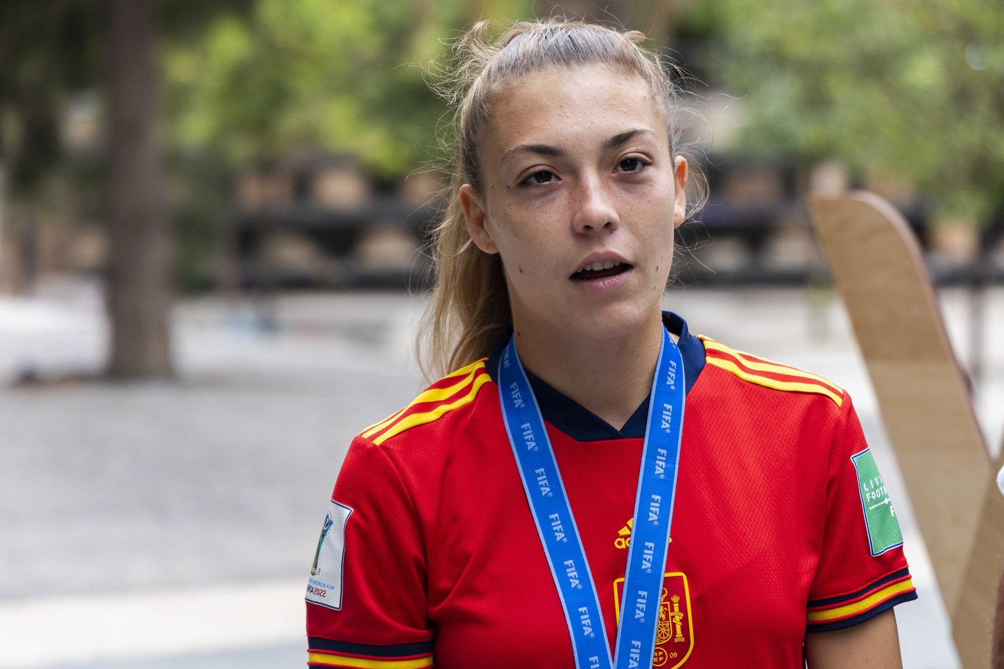 Homenaje a las valencianas campeonas del mundo sub20 de fútbol