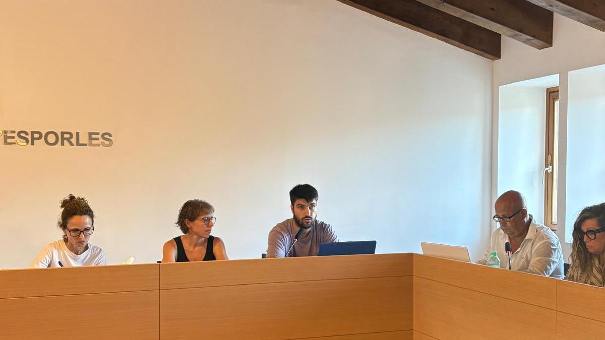 Pleno de prespuestos en Esporles