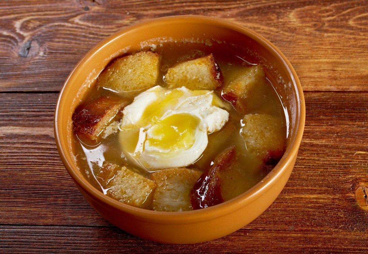 Las sopas de ajo tostao de Bubión (Granada)