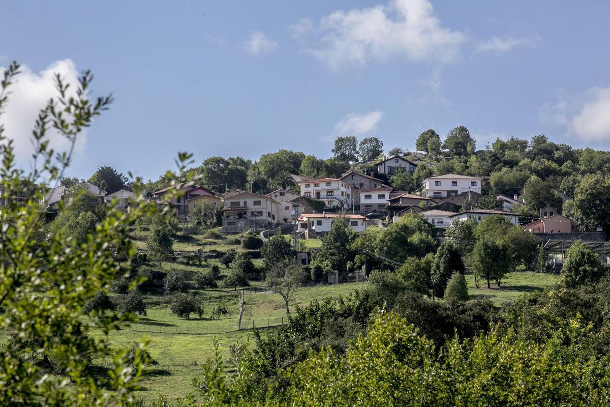 Vista del pueblo de Asiegu