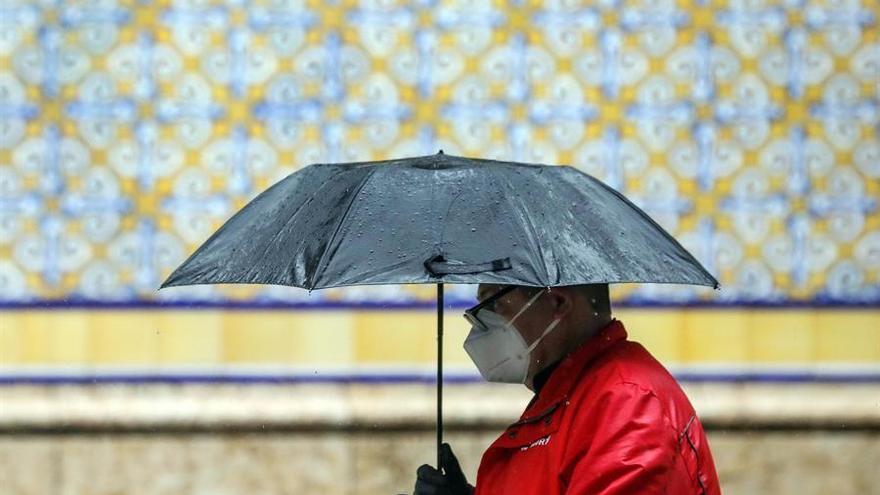 Lluvias generalizadas por la tarde y posibilidad de tormentas este viernes en Extremadura