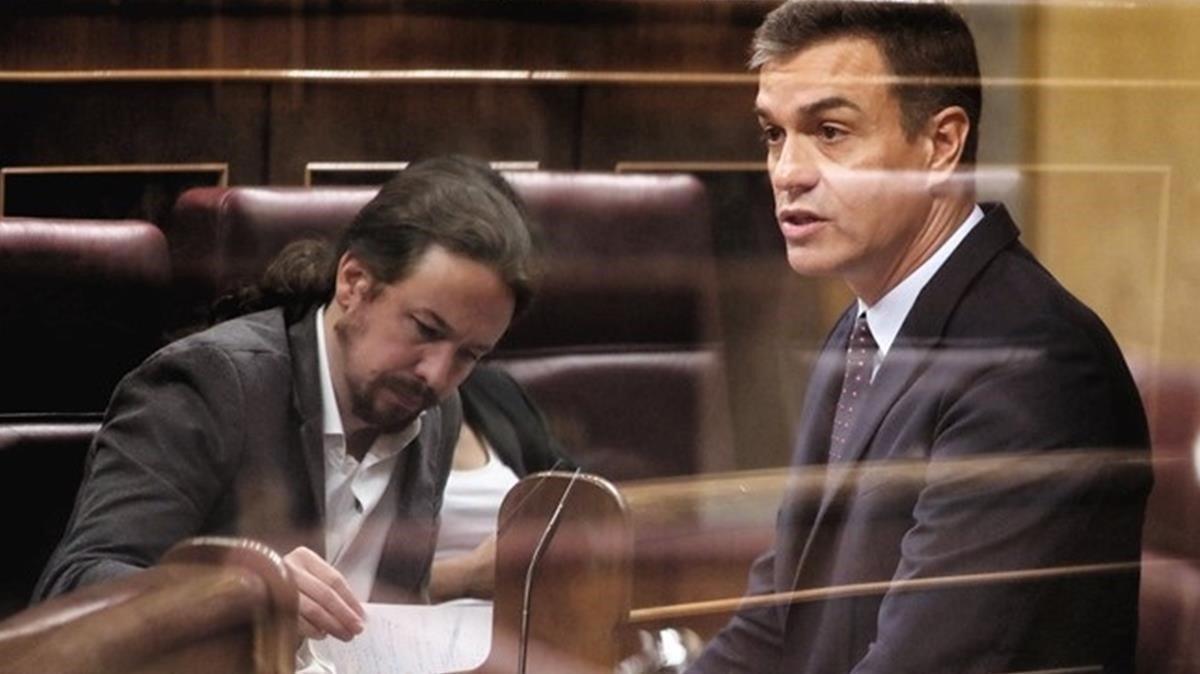 El presidente del Gobierno en funciones, Pedro Sánchez, y el líder de Unidas Podemos, Pablo Iglesias.