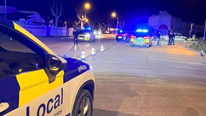 L&#039;enxampen a Castelló d&#039;Empúries conduint drogada, sense carnet i amb un acompanyant amb una ordre d&#039;arrest