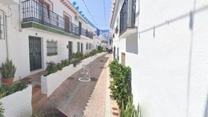 Vista del carrer Álamos, a Benalmádena Pueblo, on es va produir latac masclista