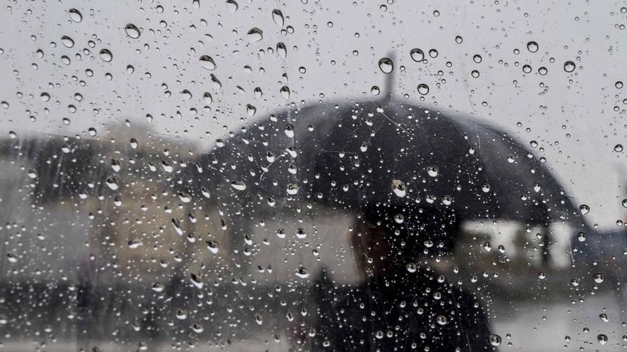 Fuertes lluvias en el centro de Alicante