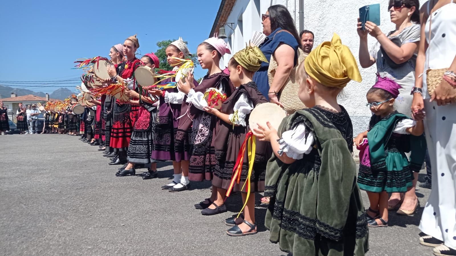 El Carmen, la fiesta del reencuentro en Hontoria