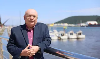 Rufino Arrojo, extrabajador de la Rula: "Avilés tiene calidad de vida, pero no puede vivir del turista; hay que atraer más industria"