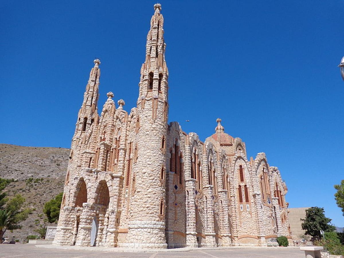 Novelda se encuentra en la provincia de Alicante.