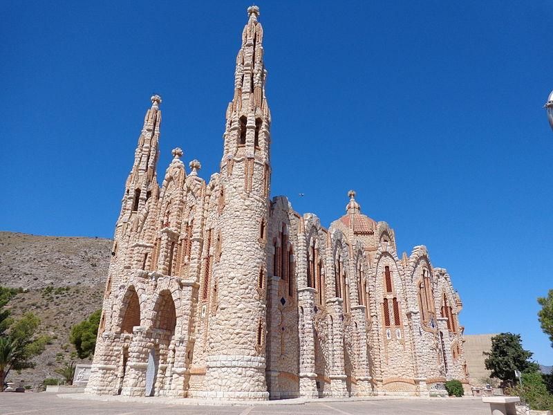 El Santuario María Magdalena está incluido en la Ruta Europea del Modernismo.