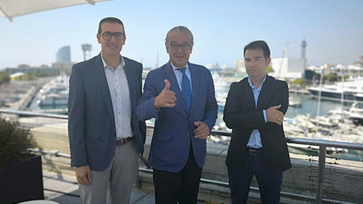 Jordi Freixas, Luis Conde y Carlos Sanlorenzo durante la presentación del Saló Nàutic en el Palau de Mar