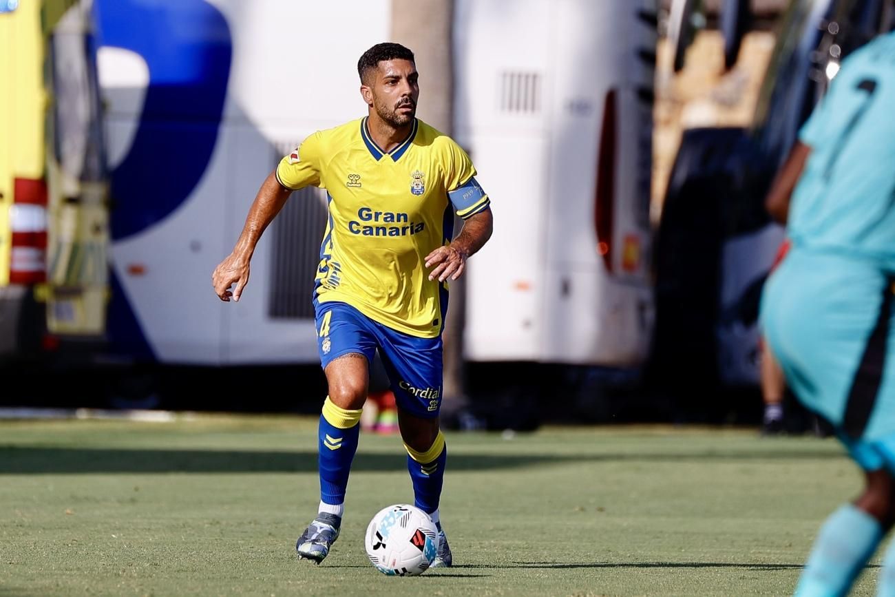 El partido Orlando Pirantes FC-UD Las Palmas, en imágenes