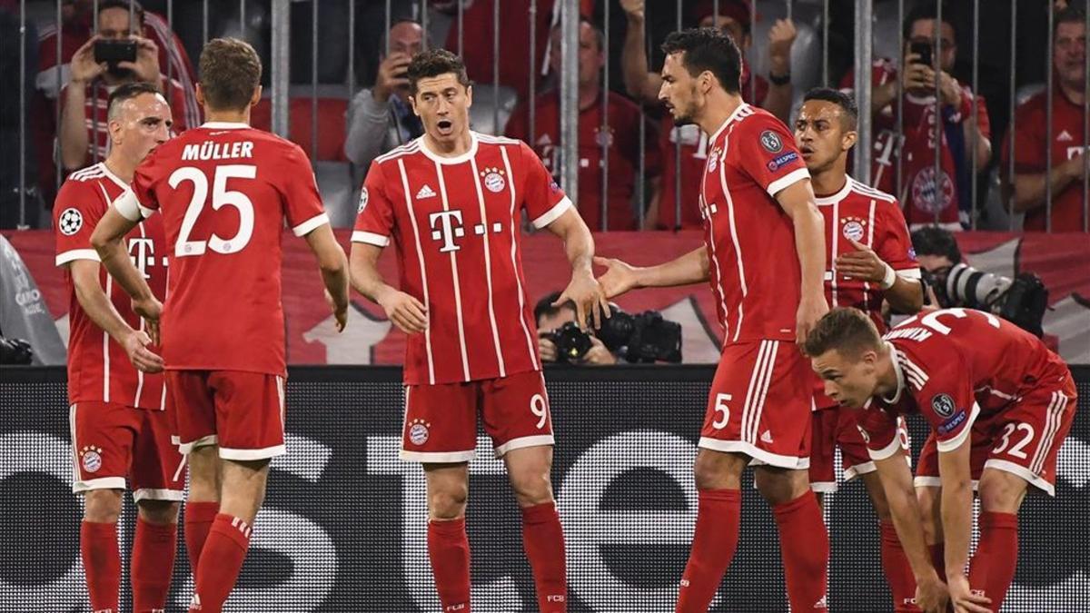 Los jugadores del Bayern hacen piña de cara al partido de vuelta